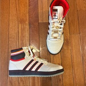Adidas Classic Basketball Sneaker